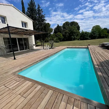 Magestic Piscine * Aix-en-Provence